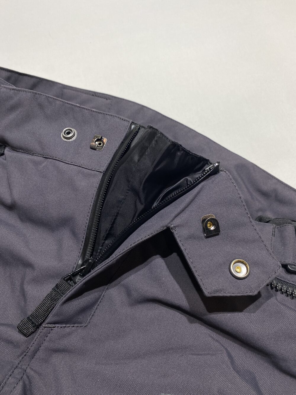 БРЮКИ ASTRAIL PANTS DARK GREY